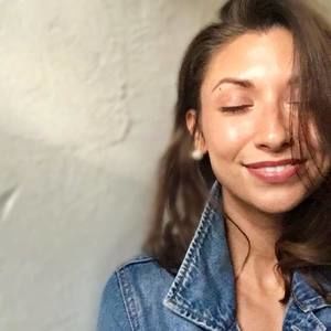 Meet your Posher, Laticia